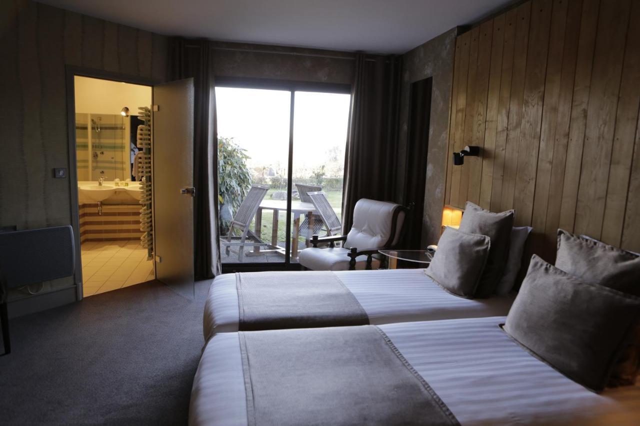 Logis Auberge Du Barrez Mur-de-Barrez Εξωτερικό φωτογραφία