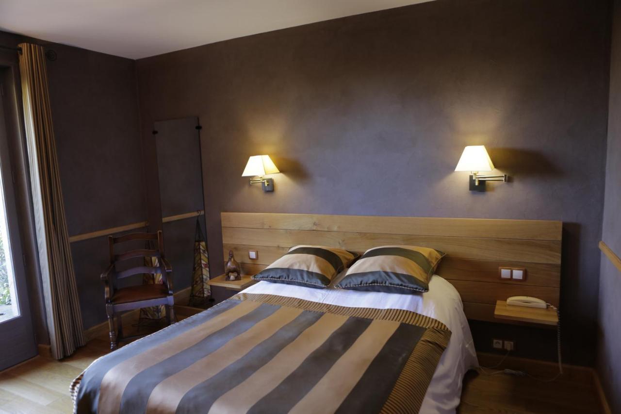 Logis Auberge Du Barrez Mur-de-Barrez Εξωτερικό φωτογραφία